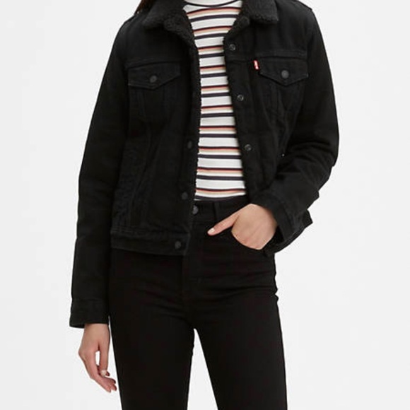 Levi’s Black Sherpa Lined Denim Jacket - Picture 2 of 3